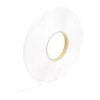 Bandă de spumă acoperită cu dublu acoperit 3M ™ ™ ™ 4614F, transparent, 6 mm x 33 m, 0,8 mm